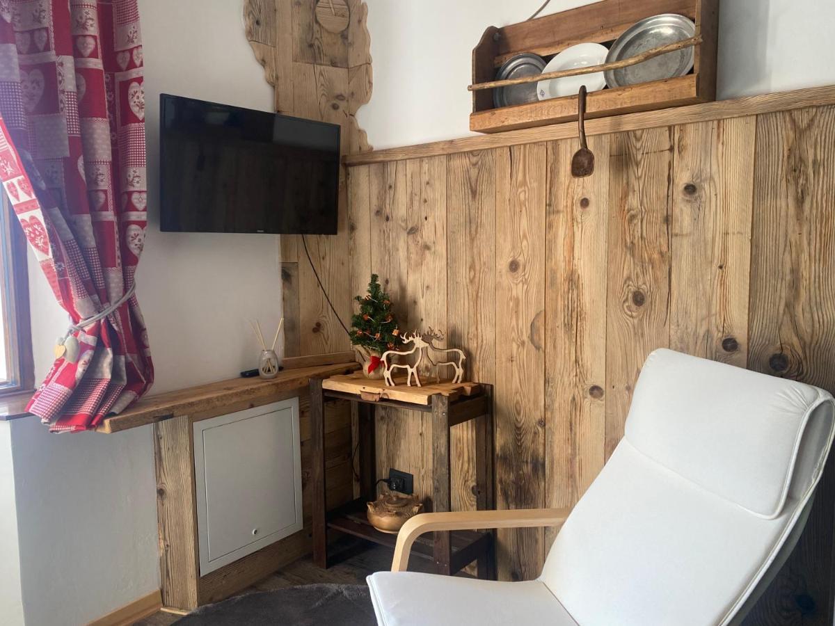 Maison Rongier Nel Centro Di Когне Екстериор снимка