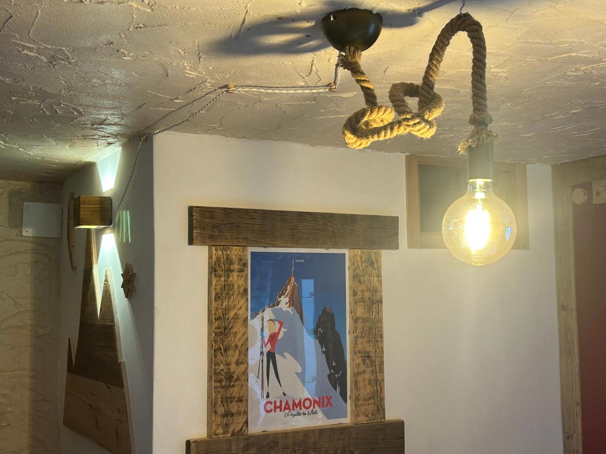 Maison Rongier Nel Centro Di Когне Екстериор снимка
